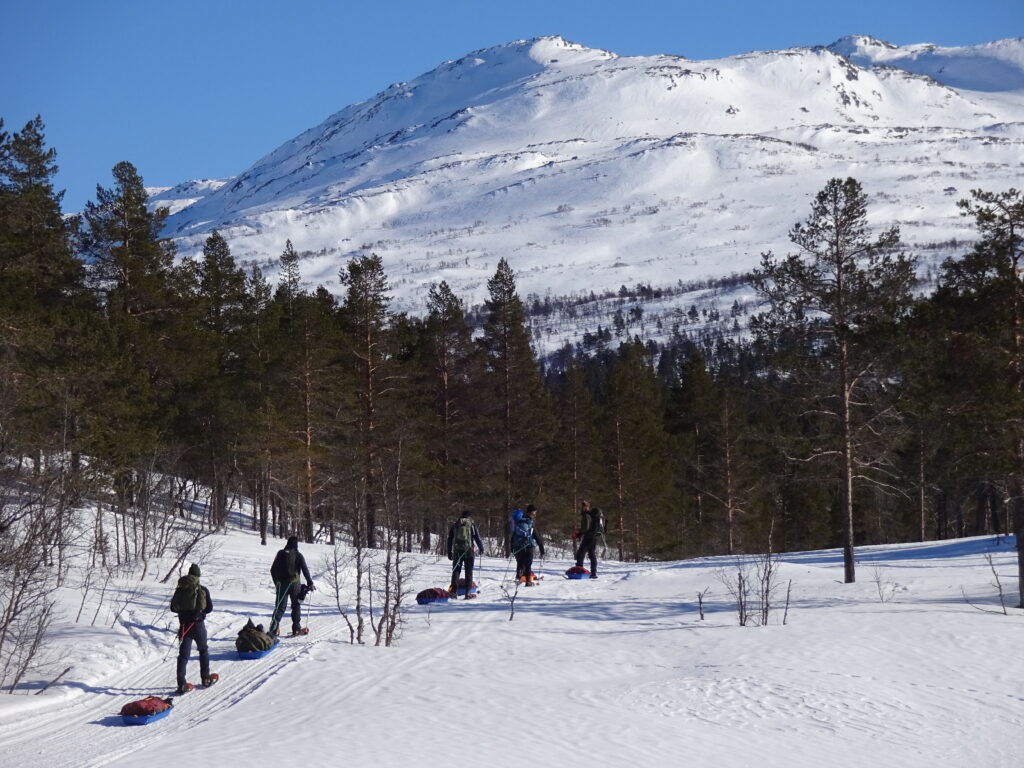 Wintersurvivaltraining in Noorwegen.