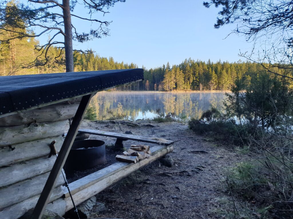 Kampeerplek in Zweden bij een rugzaktrekking