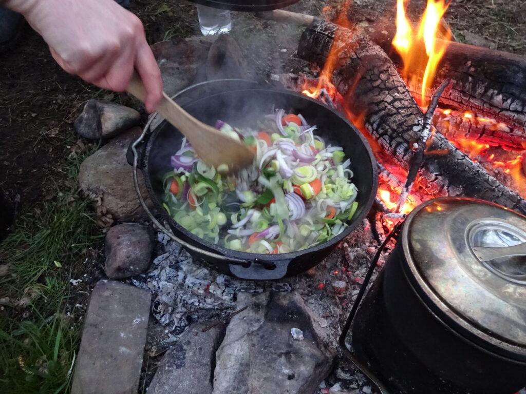 Dutch Oven in het vuur